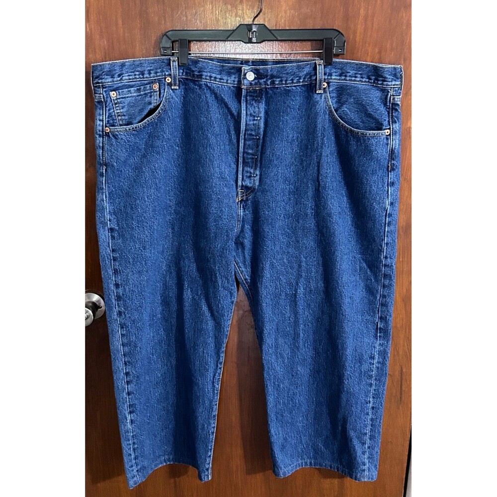 Levi's 501 Men's sz 48 Original Fit Button Fly Medium Wash Jeans